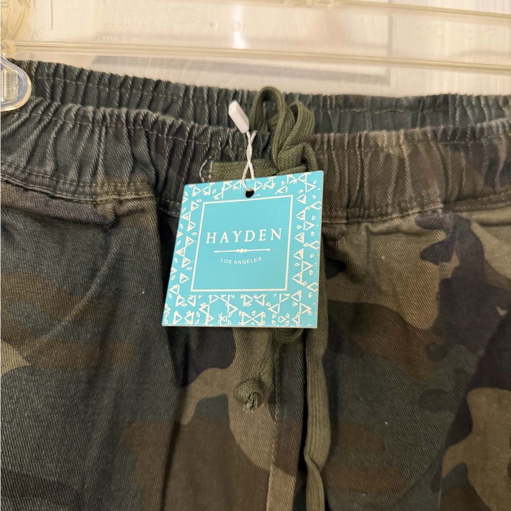 Hayden Green Camouflage Cargo Pants - Picture 2 of 2